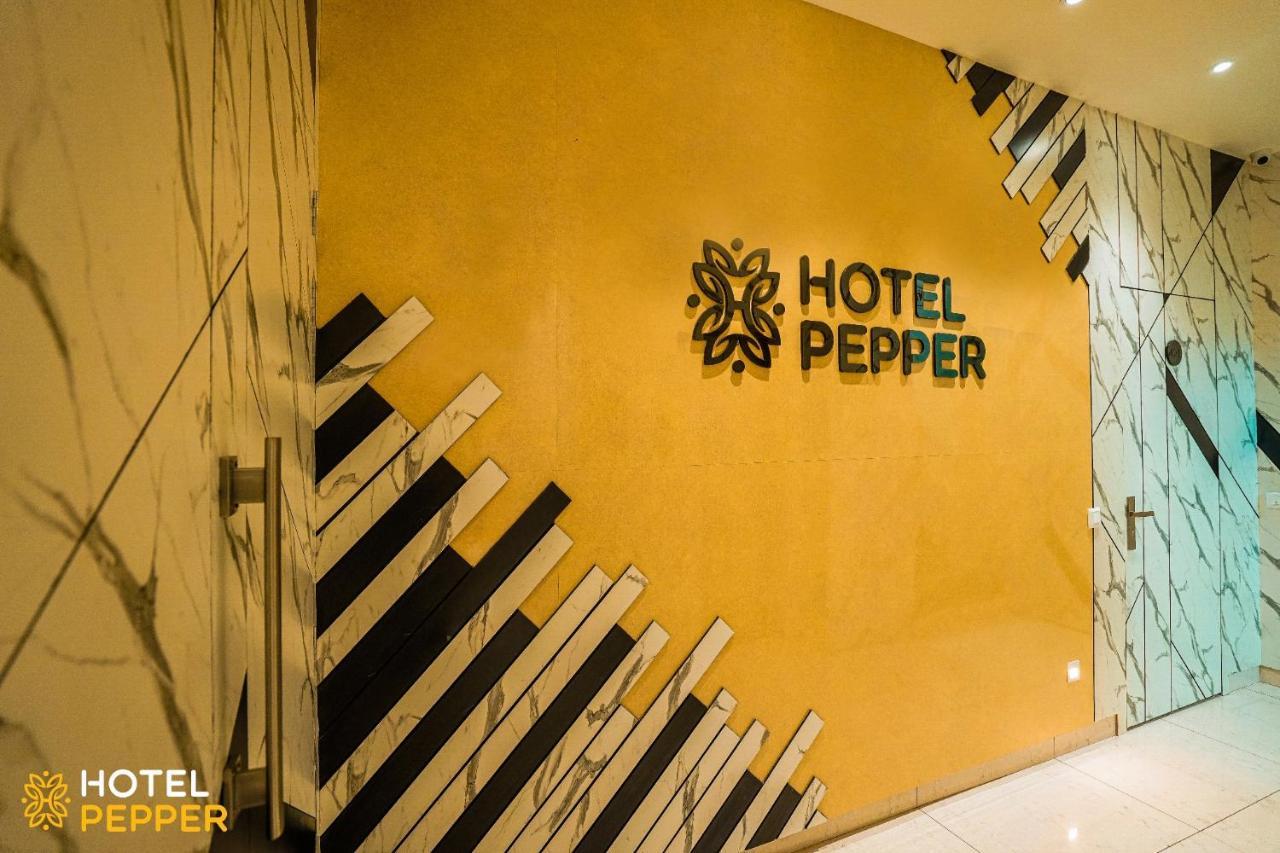 Hotel Pepper Hisār Esterno foto