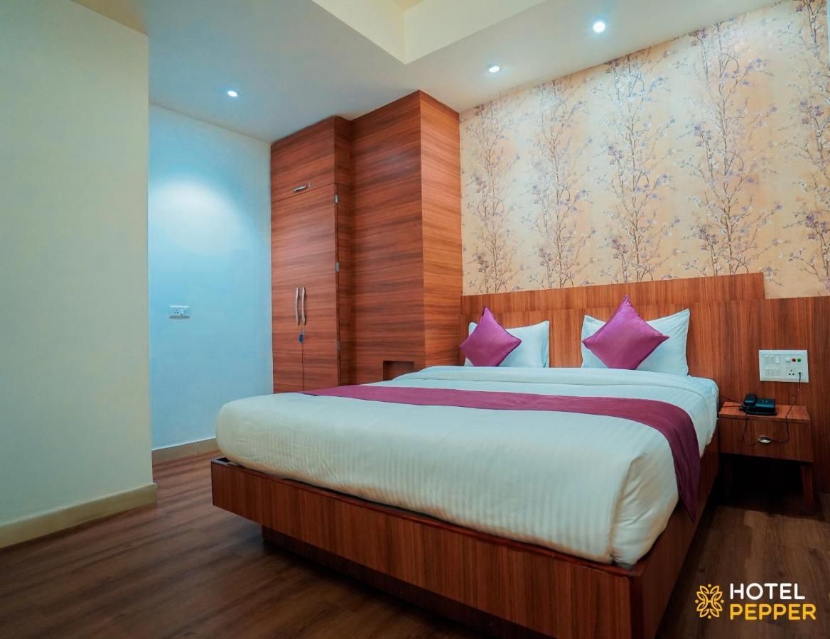 Hotel Pepper Hisār Esterno foto